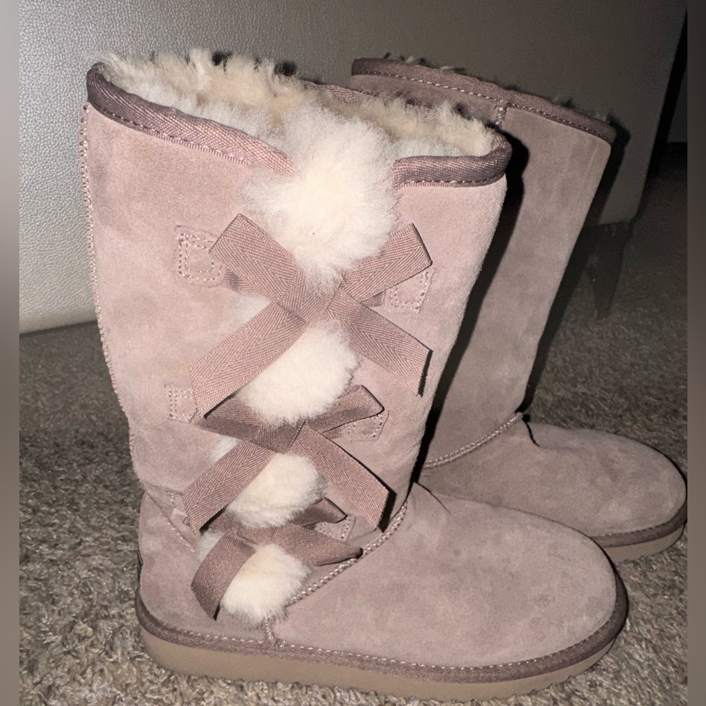 Koolaburra By Ugg Victoria Tall Size 7